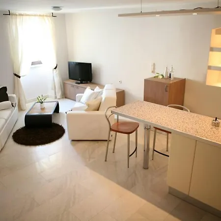 Filip & Viktoria In The Center Of Apartment *